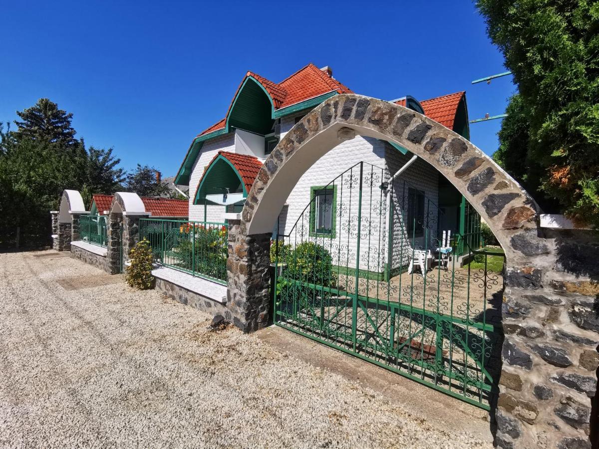 Dolce Villa Balaton Vonyarcvashegy Exteriér fotografie